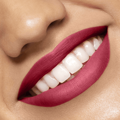 Artistry Go Vibrant™ Matte Lipstick - Road Trip Red 204